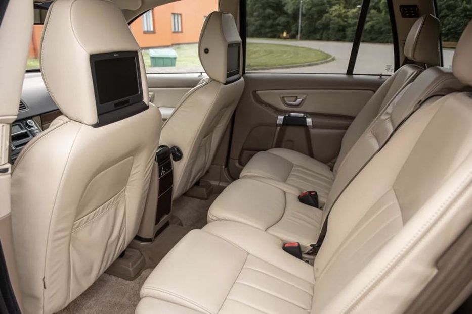 Продам Volvo XC90 2010 года в Киеве