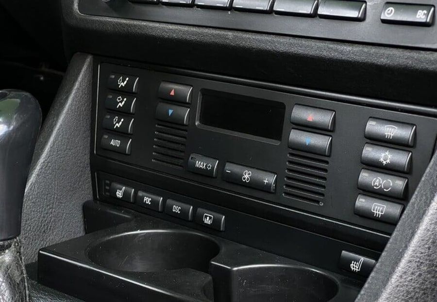 Продам BMW 530 2002 года в Харькове