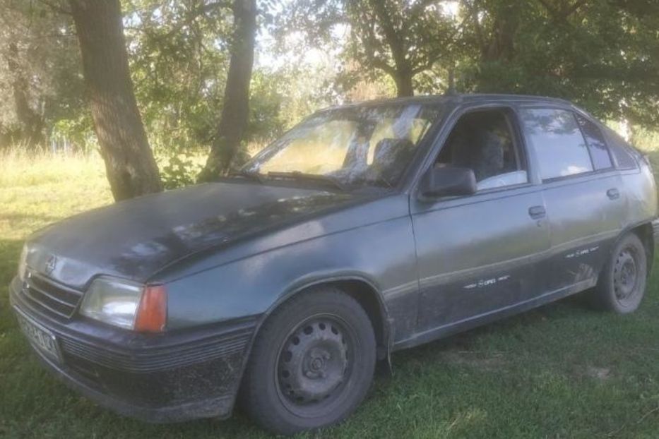 Продам Opel Kadett 1986 года в г. Дергачи, Харьковская область