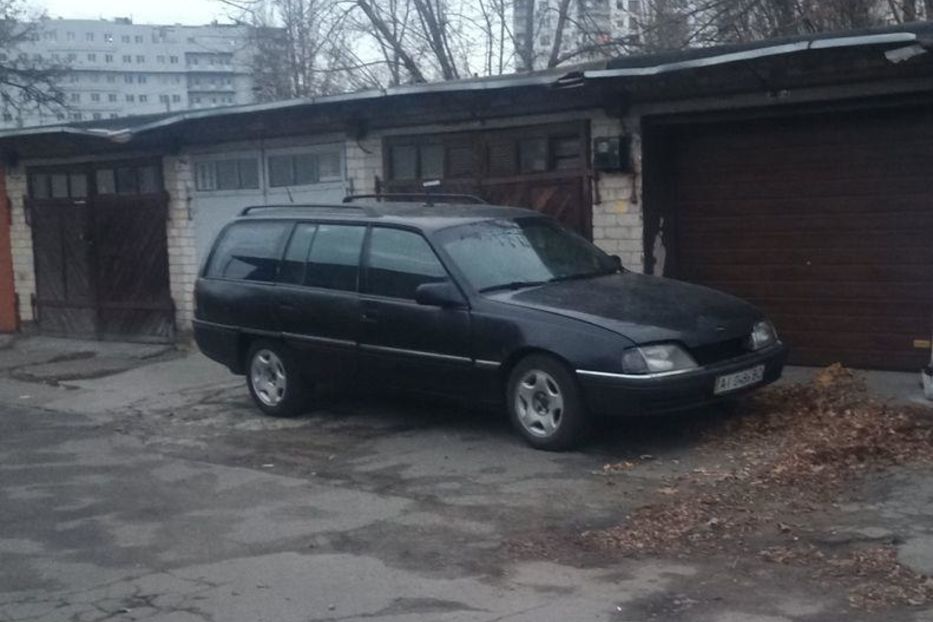 Продам Opel Omega гбо 1993 года в Киеве