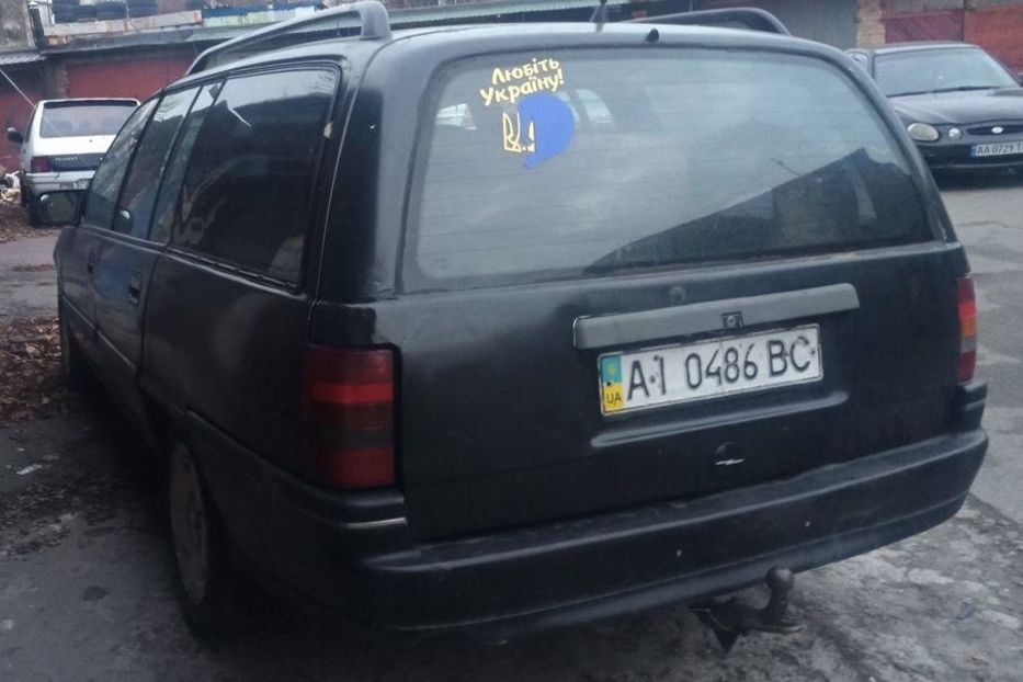 Продам Opel Omega гбо 1993 года в Киеве