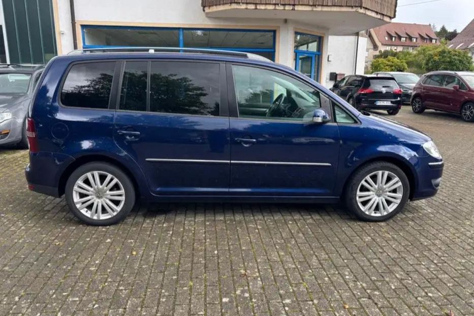 Продам Volkswagen Touran 2008 года в Сумах