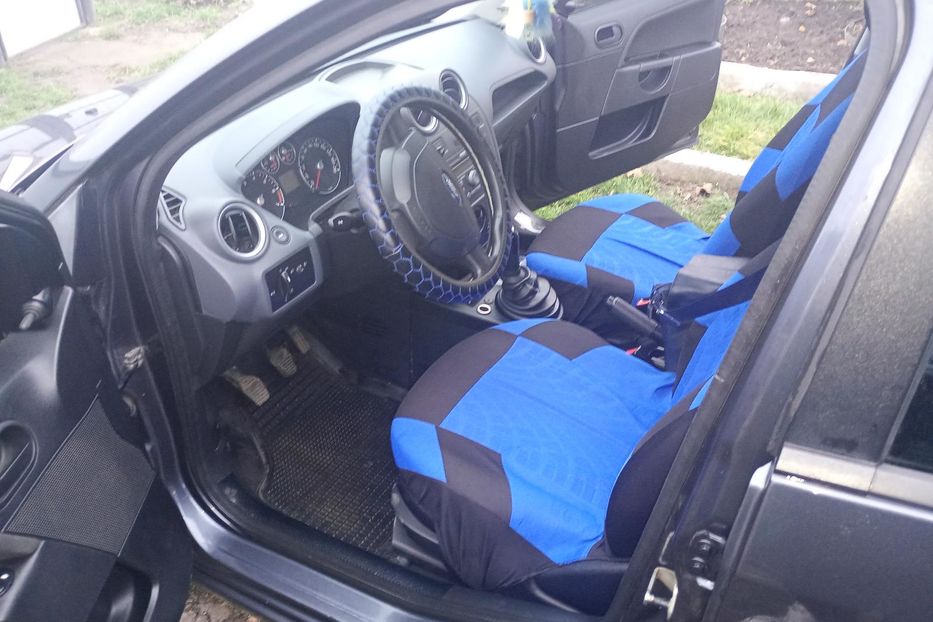 Продам Ford Fiesta Мк5 2008 года в г. Обухов, Киевская область