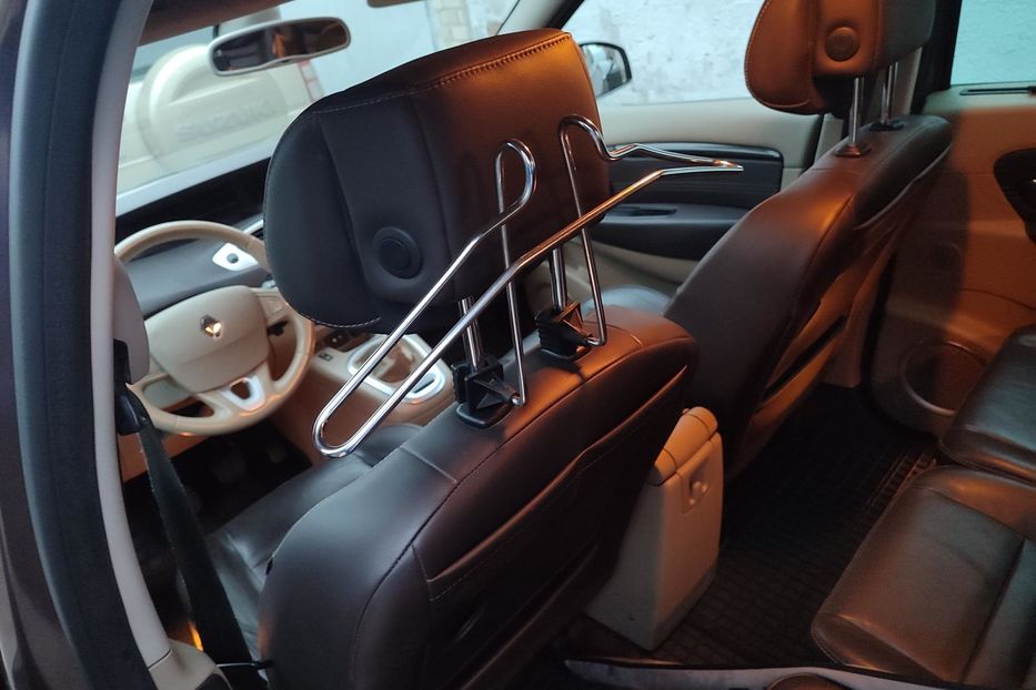 Продам Renault Grand Scenic 7s 2010 года в Киеве