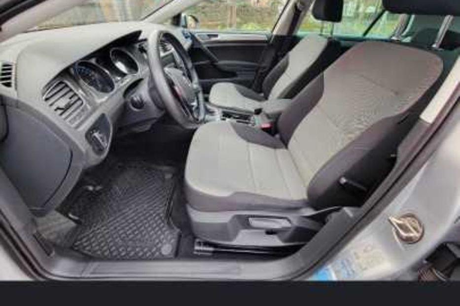 Продам Volkswagen e-Golf 2016 года в Виннице