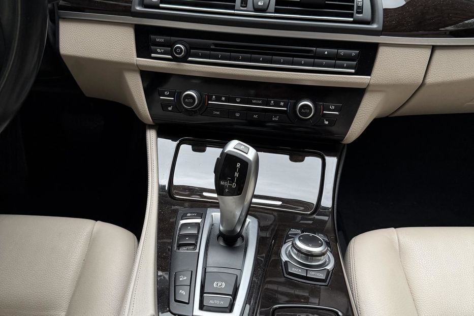 Продам BMW 525 2014 года в Киеве