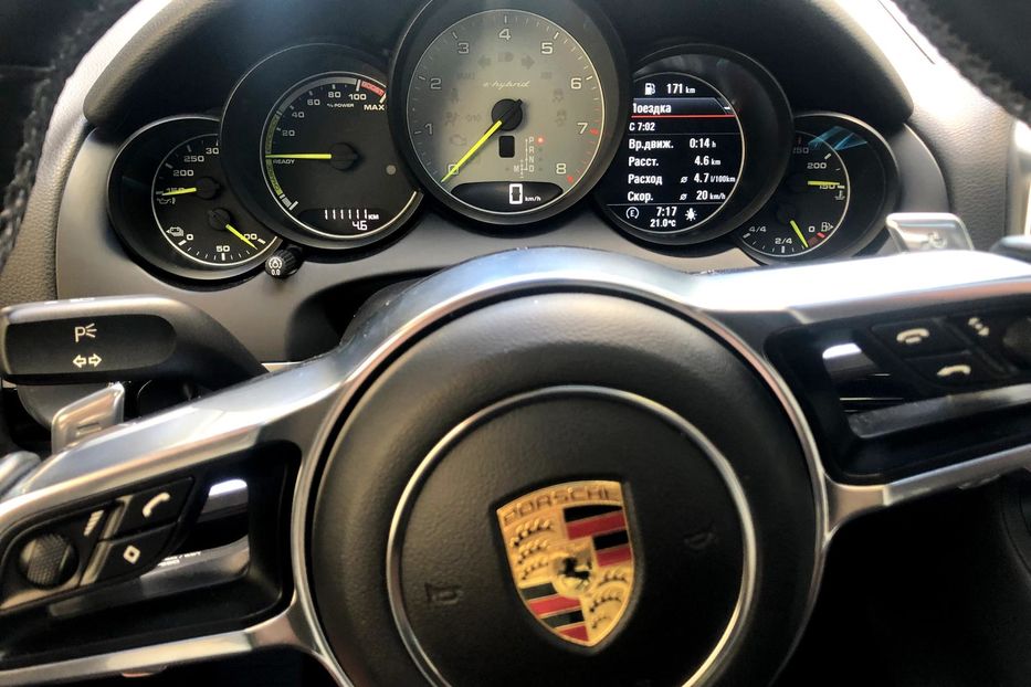 Продам Porsche Cayenne 2015 года в Одессе