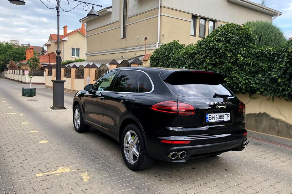Продам Porsche Cayenne 2015 года в Одессе