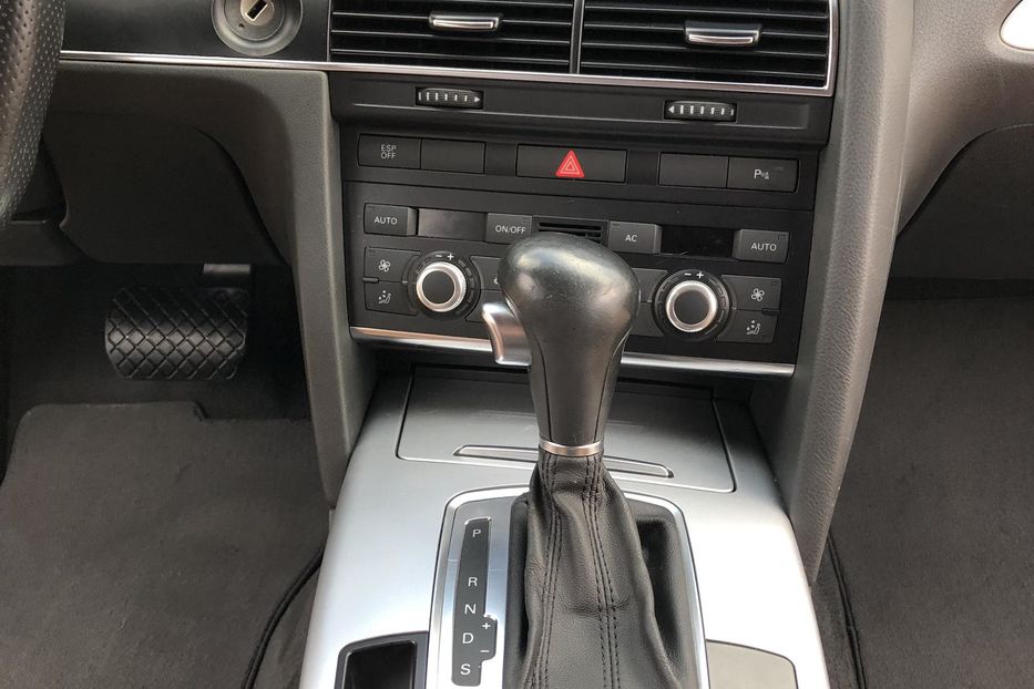 Продам Audi A6 C6/4F (FL) • 3.0 TDI Tiptronic 2010 года в Житомире