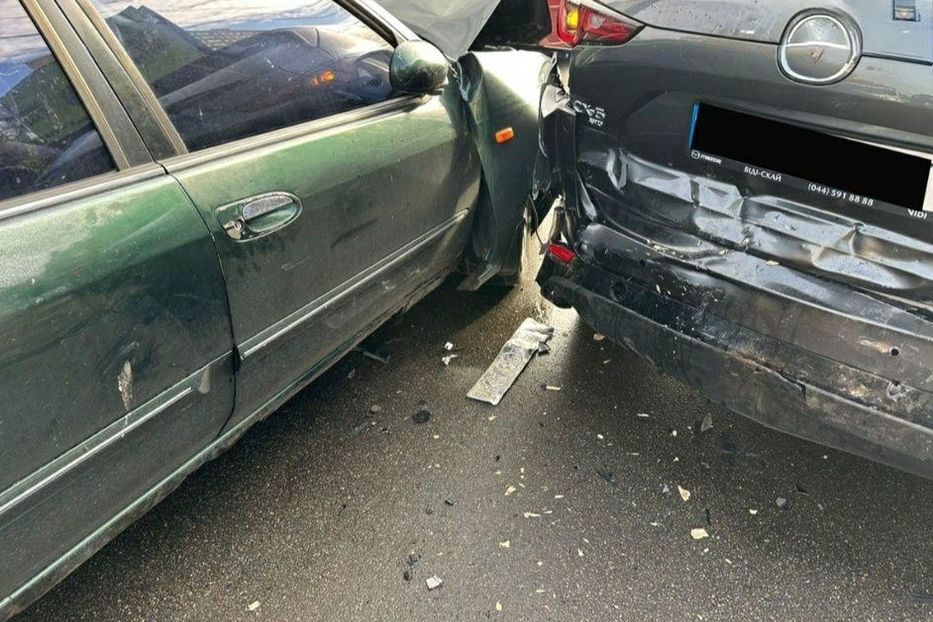 Продам Nissan Maxima а~33 2000 года в Киеве