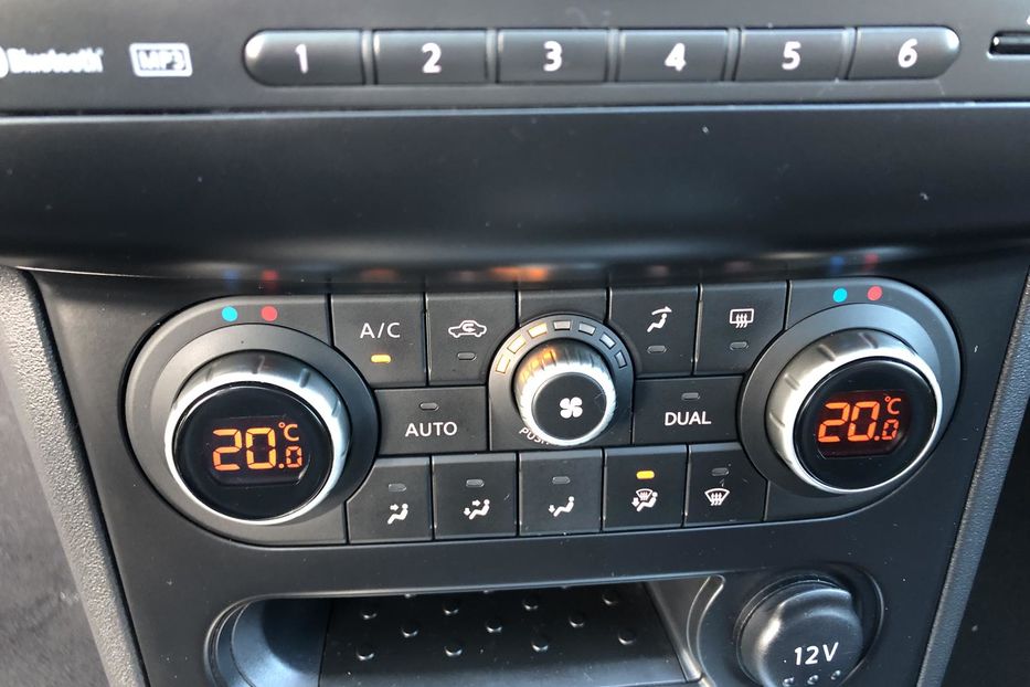 Продам Nissan Qashqai 2.0 CVТ (141 к.с.) • Base 2012 года в Житомире