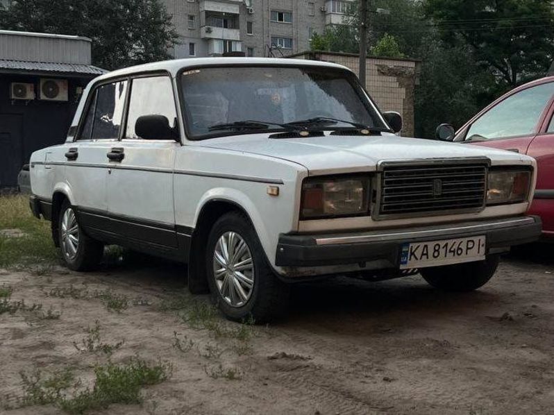 Продам ВАЗ 2107 гбо 1999 года в Киеве