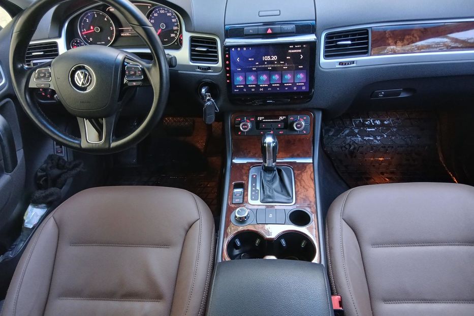 Продам Volkswagen Touareg life+ 2013 года в Одессе