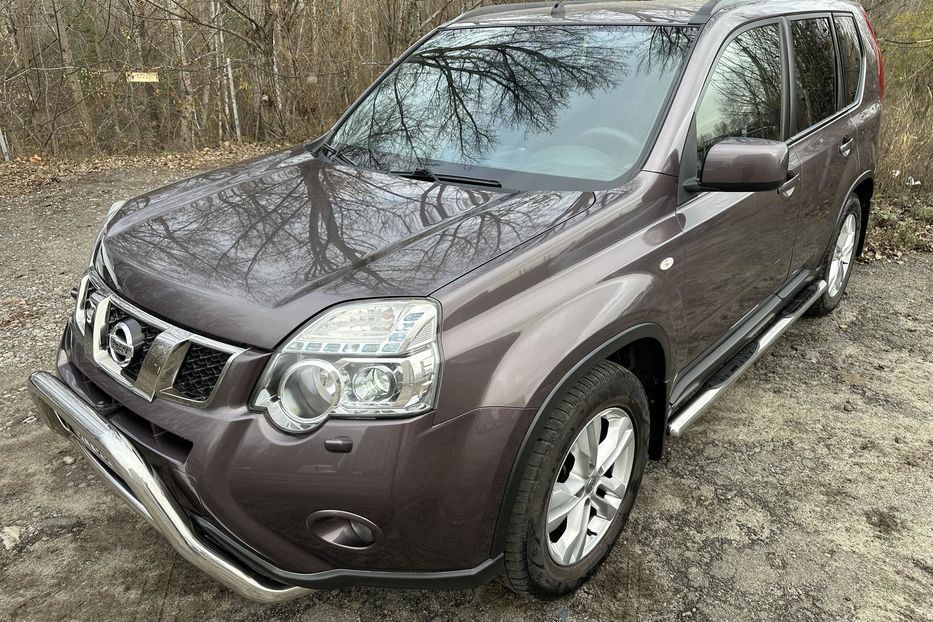Продам Nissan X-Trail 4WD 2.5 AT 2012 года в Киеве
