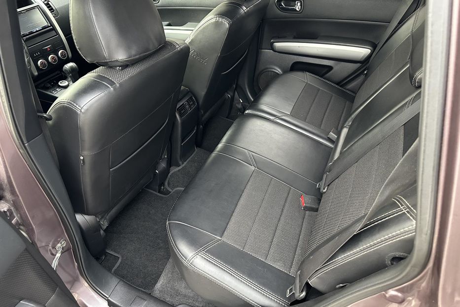 Продам Nissan X-Trail 4WD 2.5 AT 2012 года в Киеве