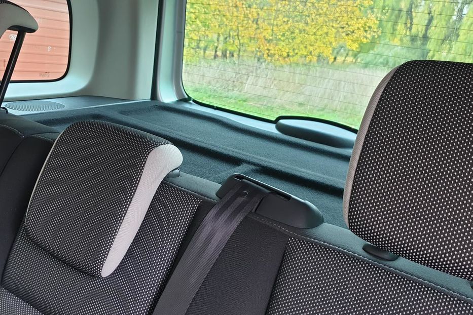 Продам Renault Kangoo пасс. 2014 года в Ровно