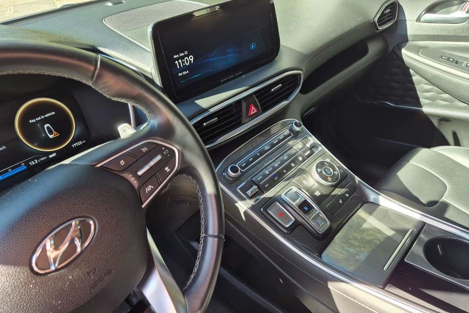 Продам Hyundai Santa FE Sel Premium AWD  2023 года в г. Умань, Черкасская область