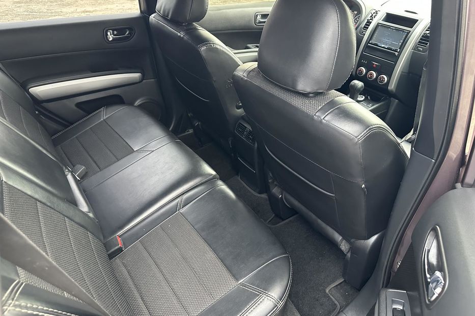 Продам Nissan X-Trail 4WD 2.5  2012 года в Киеве