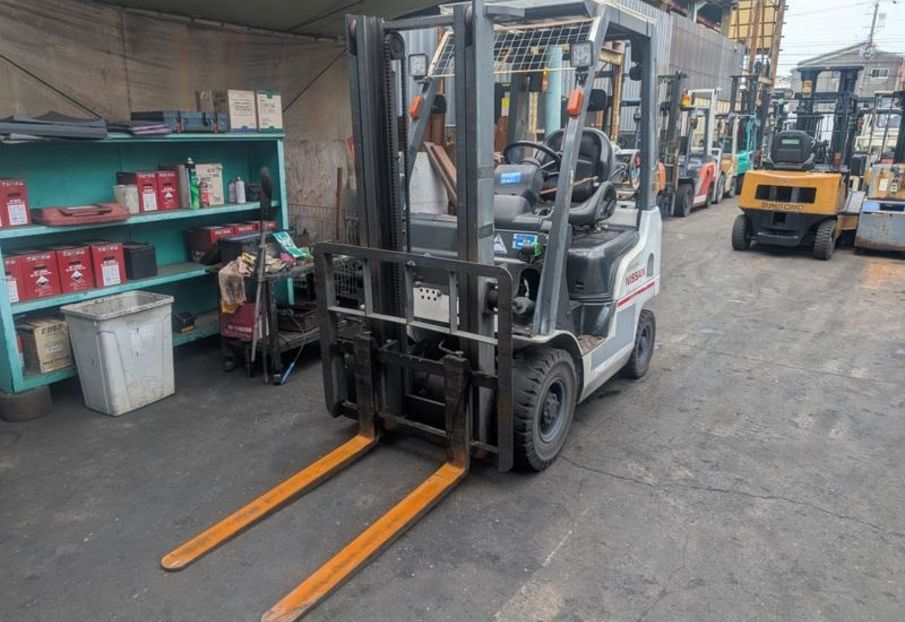 Продам Nissan F 2012 року 2012 года в Чернигове