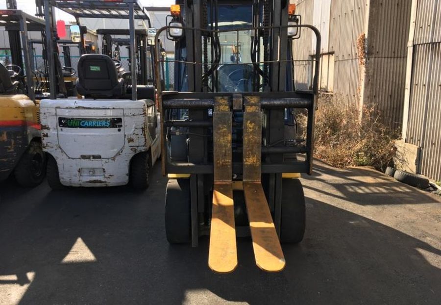 Продам Nissan F Komatsu, компакт з кабіною 2017 года в г. Умань, Черкасская область