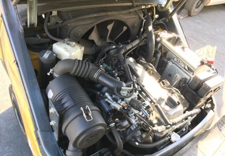 Продам Nissan F Komatsu, компакт з кабіною 2017 года в г. Умань, Черкасская область