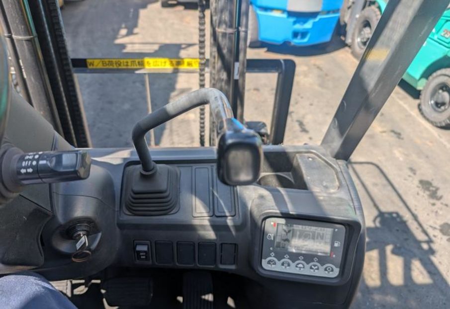 Продам Nissan F напрацювання 5782 мотогодин 2018 года в Киеве