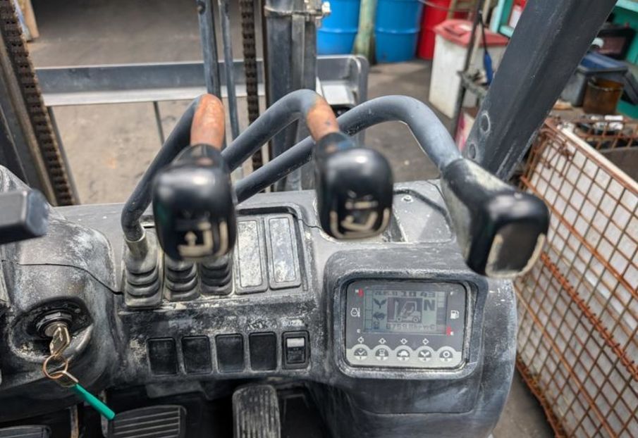 Продам Nissan FD дизель, з бiчним зсувом 2022 года в г. Мукачево, Закарпатская область