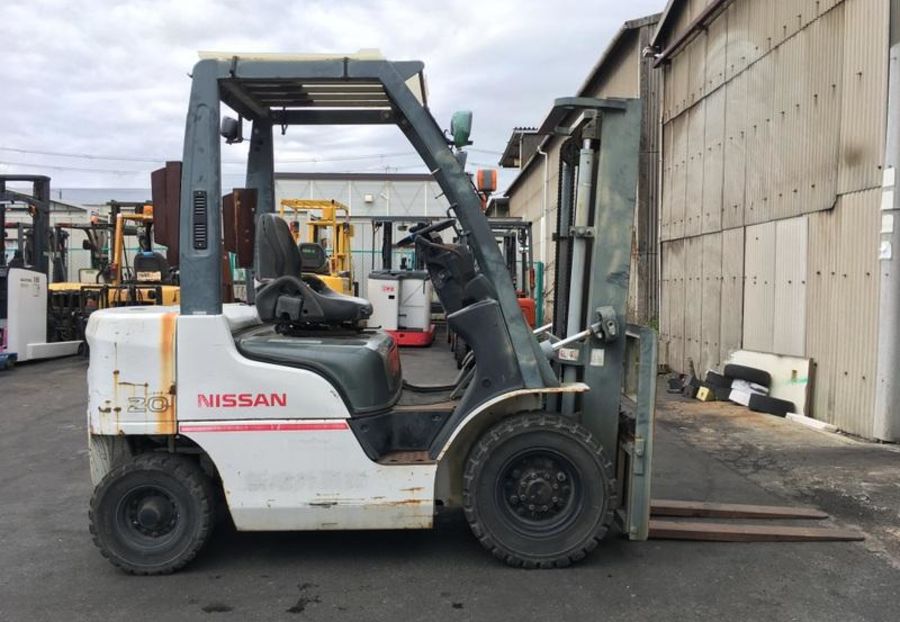 Продам Nissan FD дизельный, 511 м/г 2011 года в Черновцах