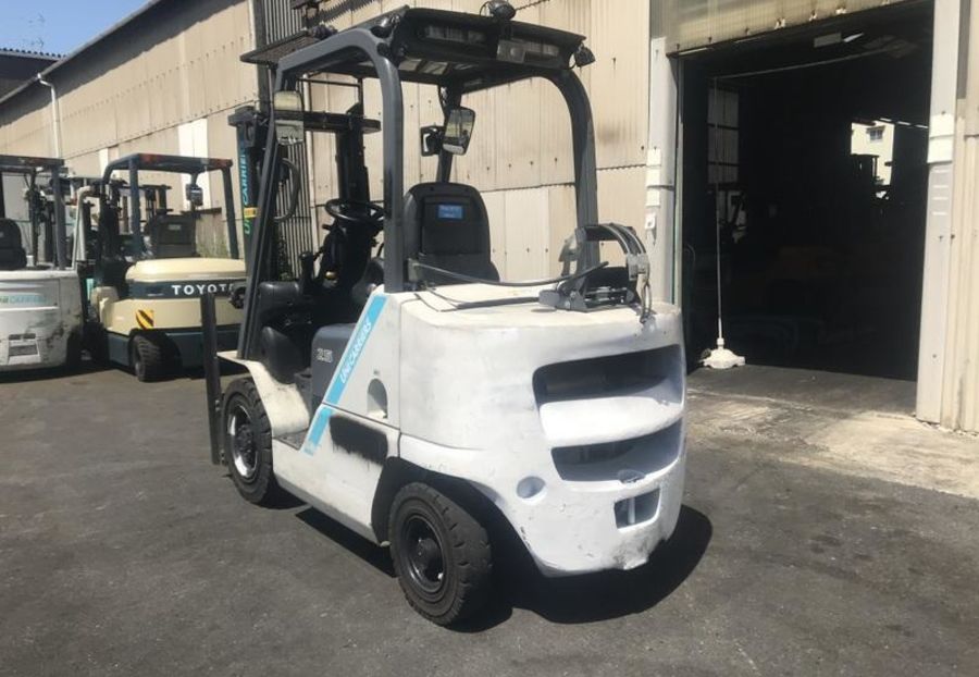 Продам Nissan FG напрацювання 5045 мотогодин 2018 года в Хмельницком