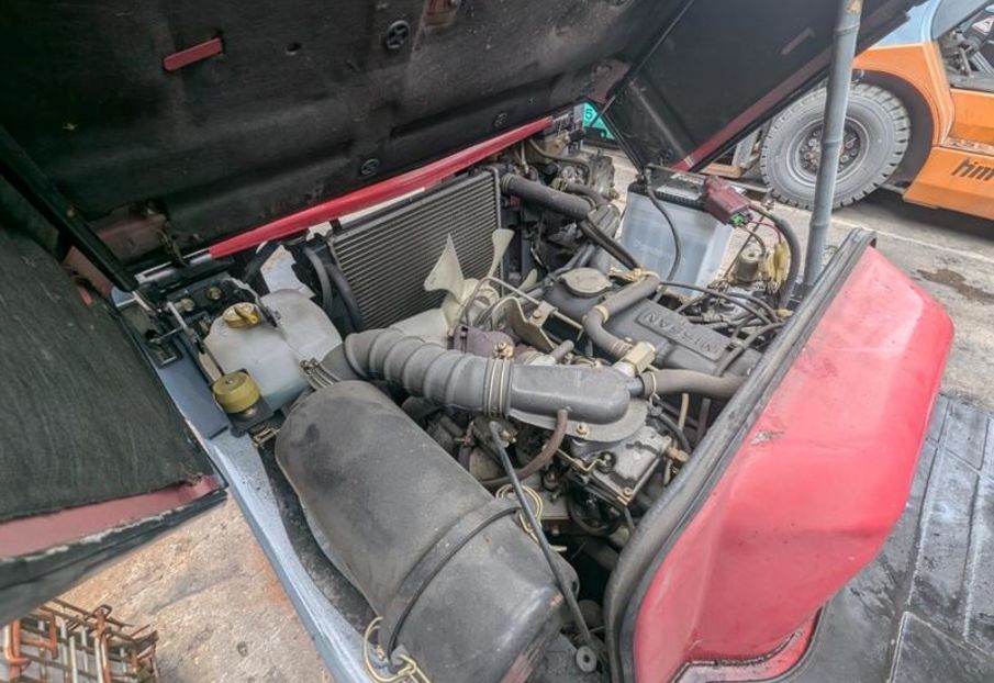 Продам Nissan FG з напрацюванням 3757 мотогодин 2000 года в Львове