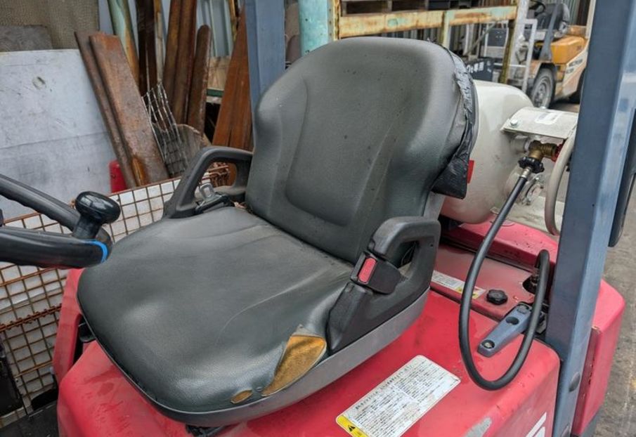 Продам Nissan FG з напрацюванням 3757 мотогодин 2000 года в Львове