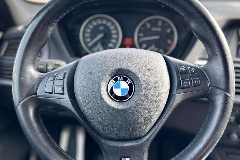 Продам BMW X5 2010 года в Харькове