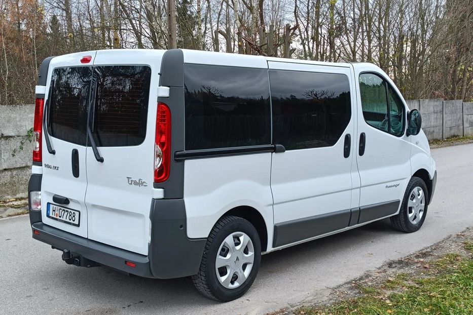Продам Renault Trafic пасс. 2011 года в Сумах