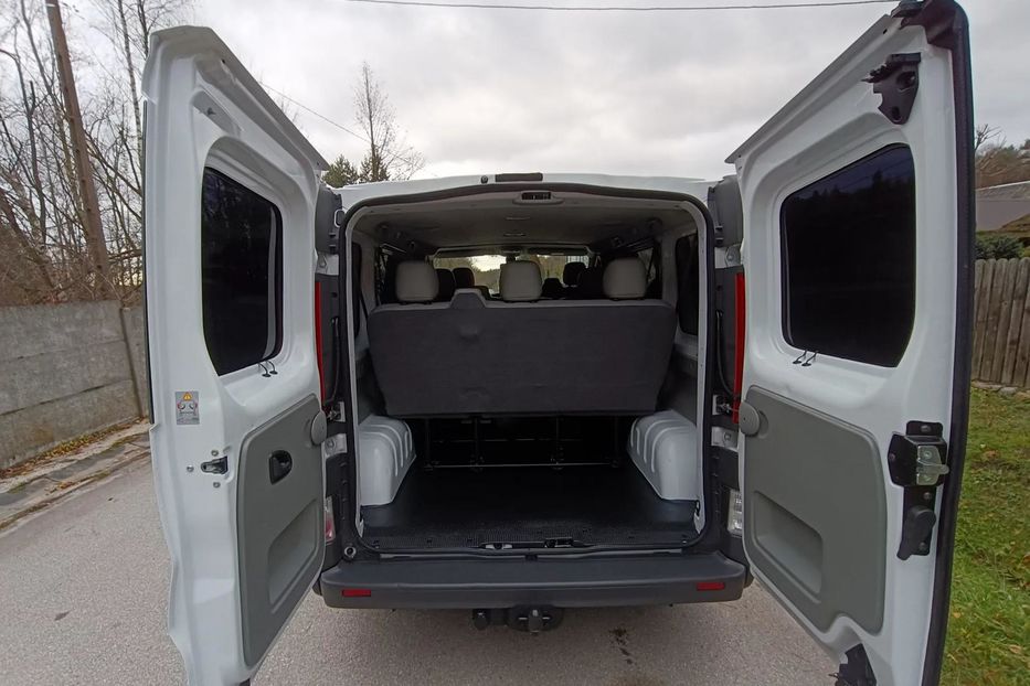 Продам Renault Trafic пасс. 2011 года в Сумах