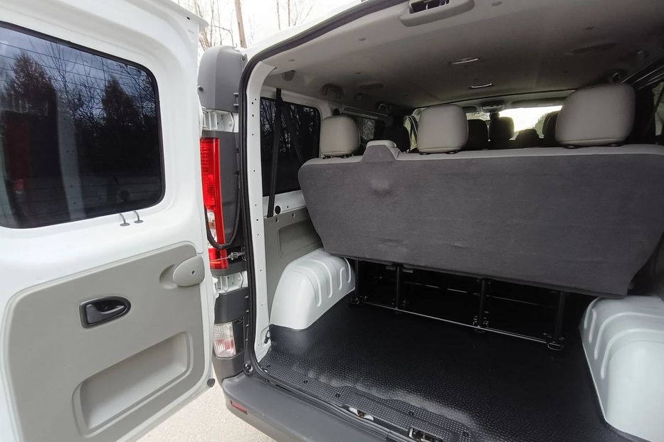 Продам Renault Trafic пасс. 2011 года в Сумах