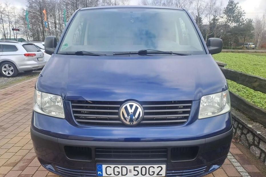Продам Volkswagen T5 (Transporter) пасс. 2005 года в Сумах