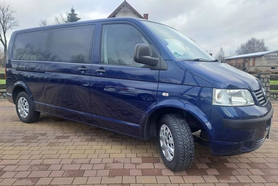 Продам Volkswagen T5 (Transporter) пасс. 2005 года в Сумах