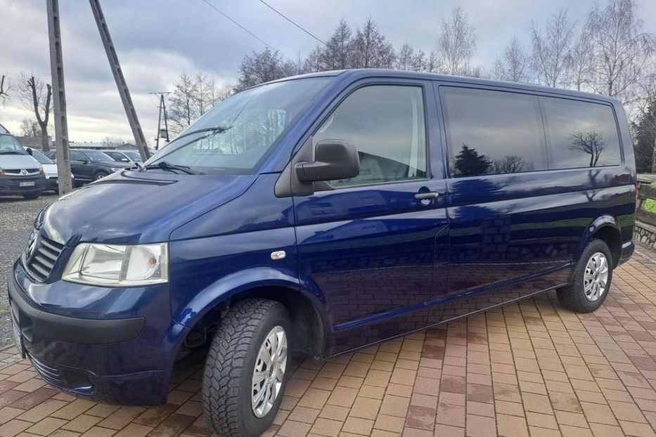 Продам Volkswagen T5 (Transporter) пасс. 2005 года в Сумах