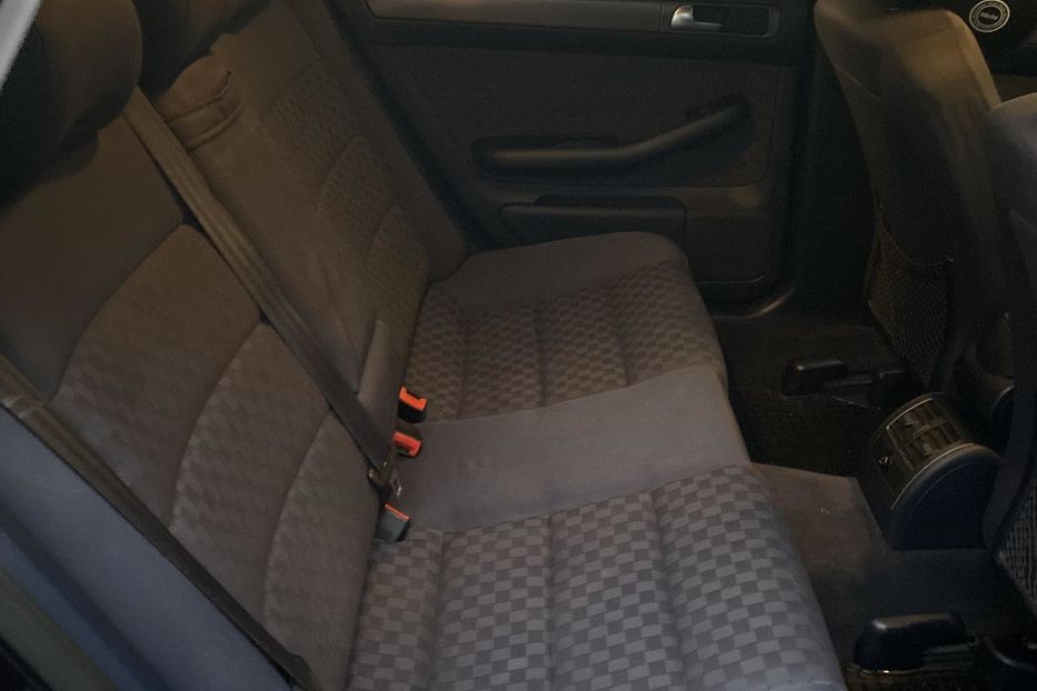 Продам Audi A6 С5 2002 года в г. Новоград-Волынский, Житомирская область