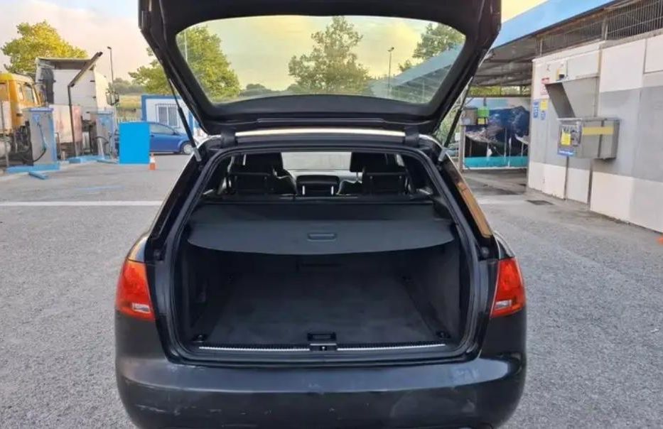 Продам Audi A4 2005 года в г. Изюм, Харьковская область