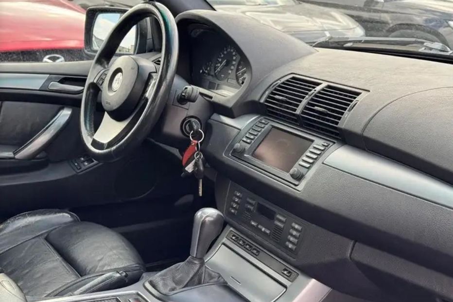 Продам BMW X5 2004 года в Харькове