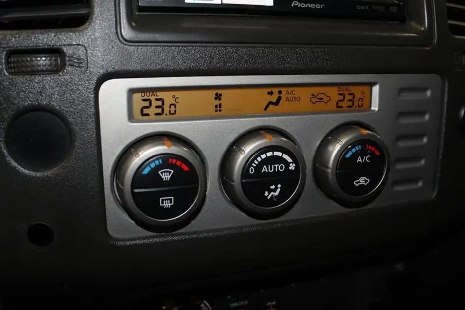 Продам Nissan Navara 2008 года в Харькове