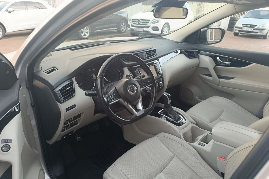 Продам Nissan Rogue Sport 2017 года в Одессе