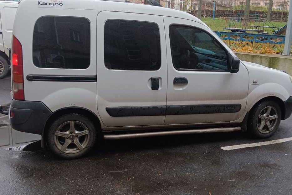 Продам Renault Kangoo пасс. 2006 года в Черкассах