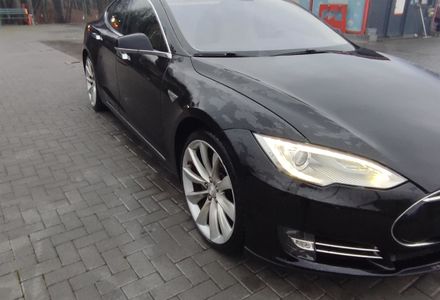Продам Tesla Model S Р85D 2015 года в Житомире