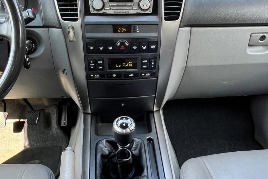 Продам Kia Sorento 2007 года в г. Павлоград, Днепропетровская область