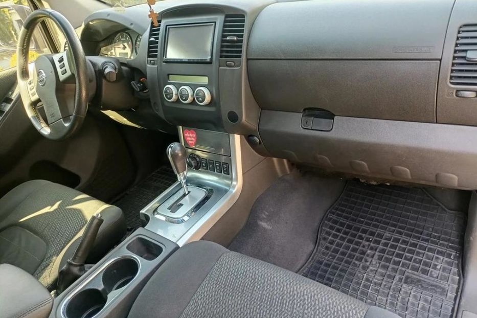 Продам Nissan Navara 2008 года в Харькове