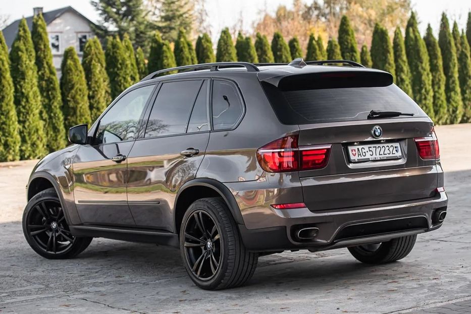 Продам BMW X5 2011 года в Харькове