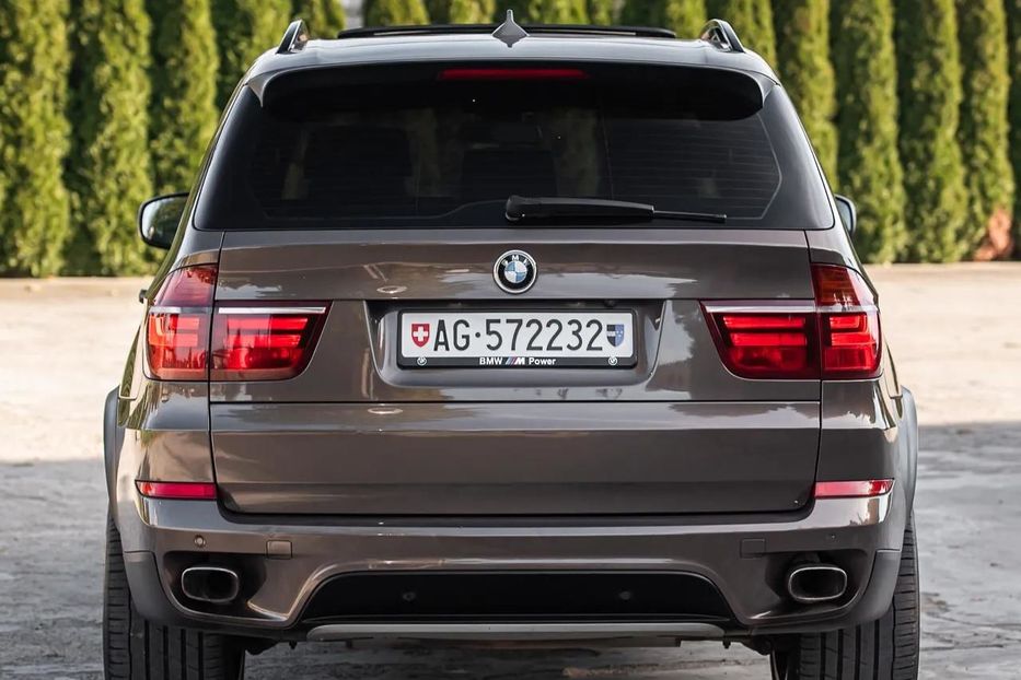 Продам BMW X5 2011 года в Харькове