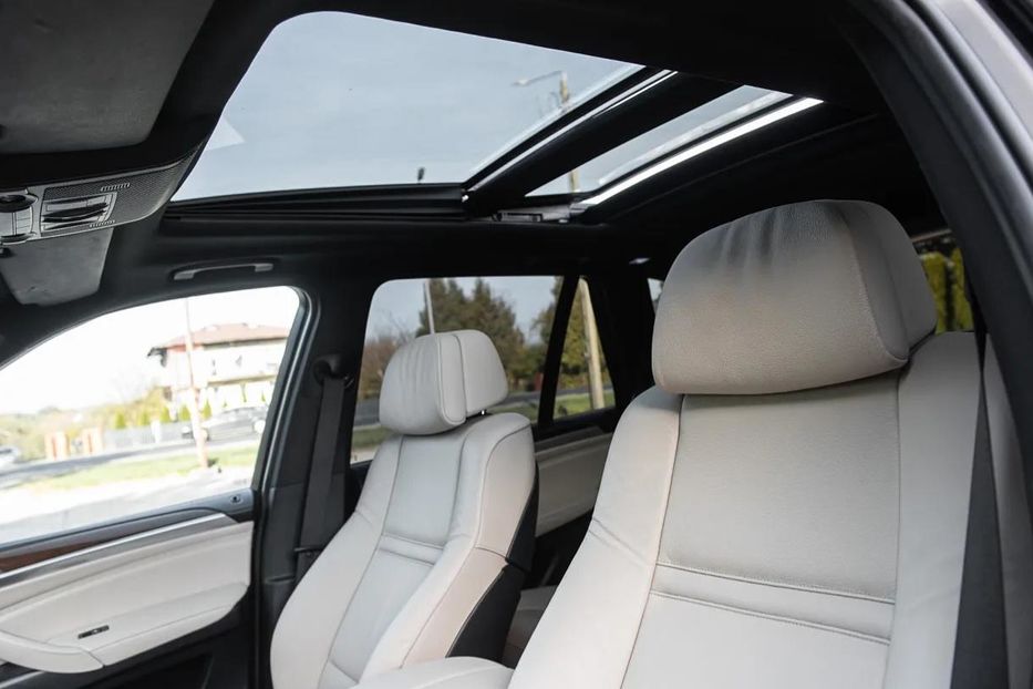 Продам BMW X5 2011 года в Харькове